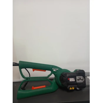 Fierestrau electric  Black Decker Alligator