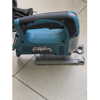Fierestrau pendular Makita 4329