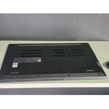 Laptop Lenovo V15 G5 IRL
