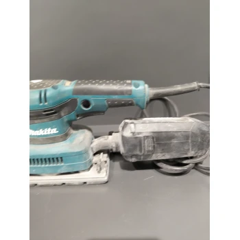 Masina de slefuit Makita  BO7711