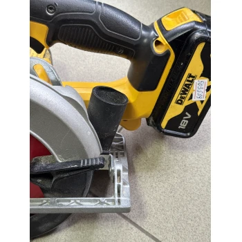 Ferestrau circular Dewalt DCS391