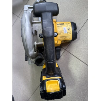 Ferestrau circular Dewalt DCS391