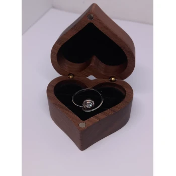 Inel cu Piatra Pretioasa Proba 750* 3.23 gr
