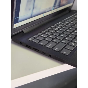 Laptop Lenovo V15 G5 IRL