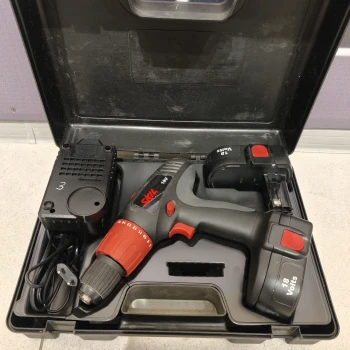 Masina de gaurit si insurubat cu acumulator NiCd Skil F0152395A
