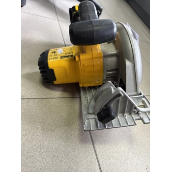 Ferestrau circular Dewalt DCS391