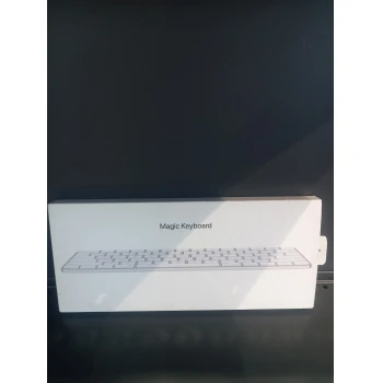 Tastatura Apple model MK2A3