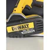 Rindeaua fara fir Dewalt DCP580