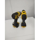 Scule electrice Bormasina Dewalt 18V XR Li-Ion , Mașină de înșurubat cu impact DCF887