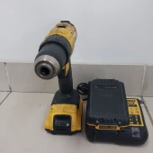 Masina de insurubat DeWalt DCB107